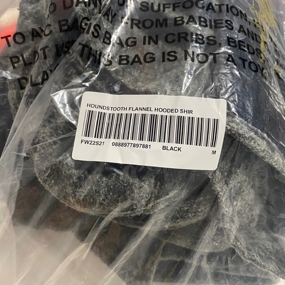 FW22 Houndstooth Flannel hooded shirt size medium brand new - Picture 5 of 5